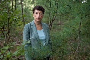 Image of Naomi Oreskes is from: http://www.nytimes.com/2014/10/28/science/naomi-oreskes-imagines-the-future-history-of-climate-change.html?ref=earth&_r=2
