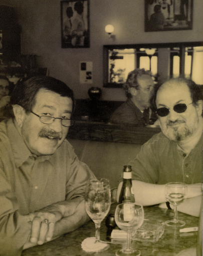 Hochkarätige Literaten treffen sich im Cafe Einstein: Salman Rushdie und Günter Grass