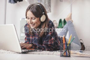 depositphotos_33593165-stock-photo-casual-blogger-woman-working-with