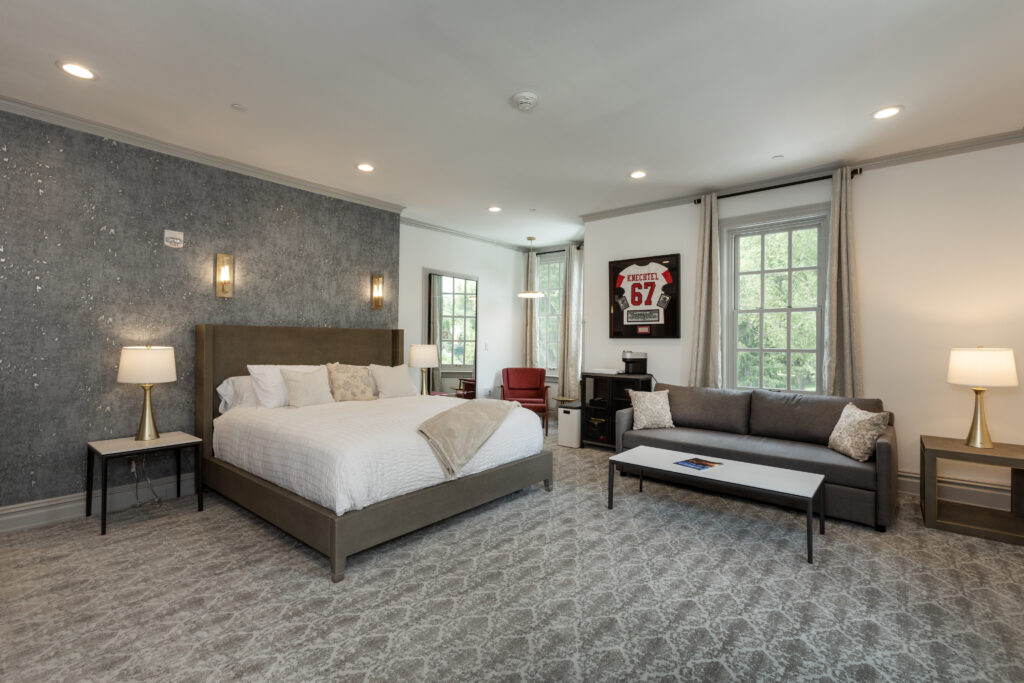 Paz Bedroom