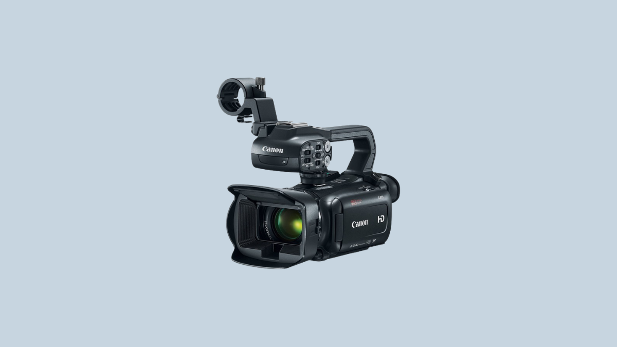 Canon XA11